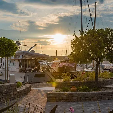 Come&stay * Punat