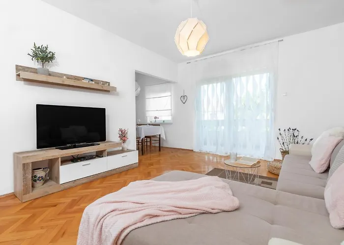 Come&stay Apartment Punat