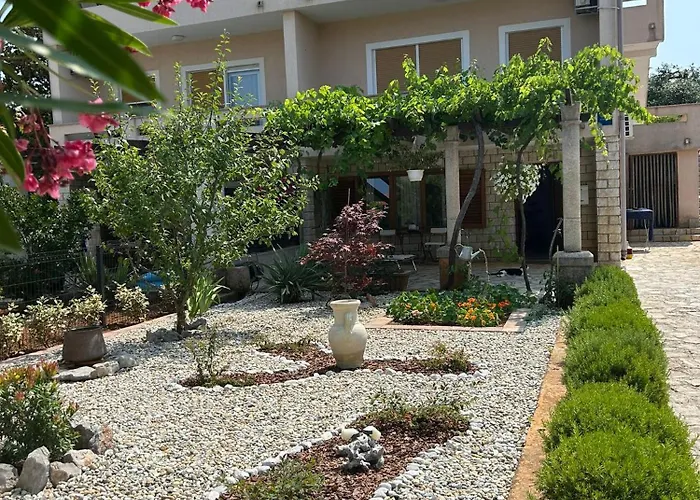 Apartment Come&stay *