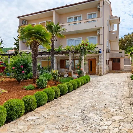 Apartament Come&stay Punat