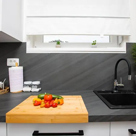 Apartament Come&stay