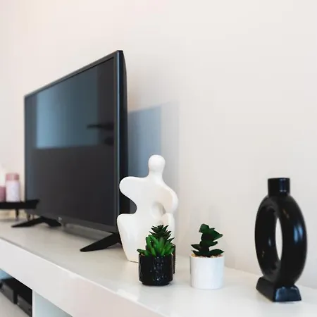 Apartament Come&stay